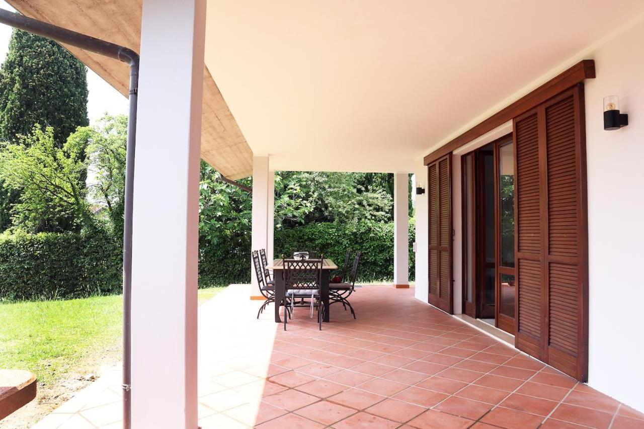 Villa al porto Moniga del Garda Esterno foto