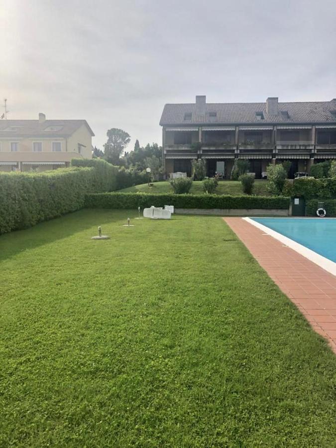 Villa al porto Moniga del Garda Esterno foto