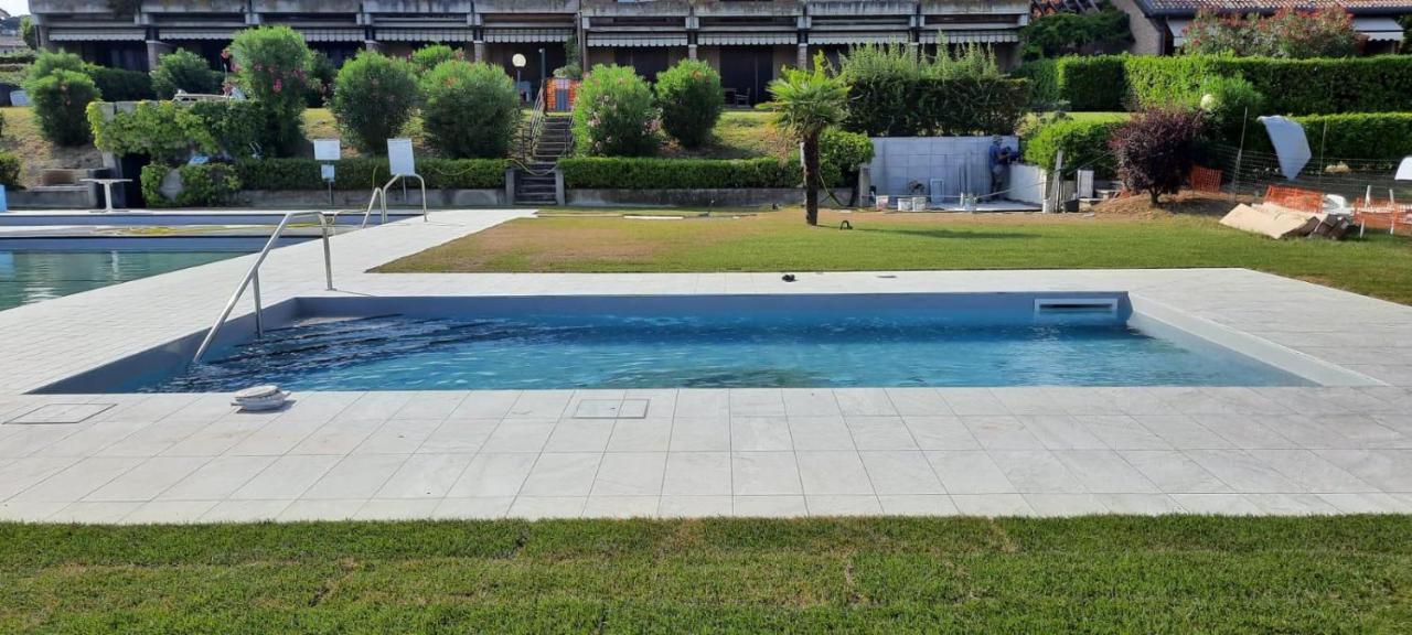 Villa al porto Moniga del Garda Esterno foto